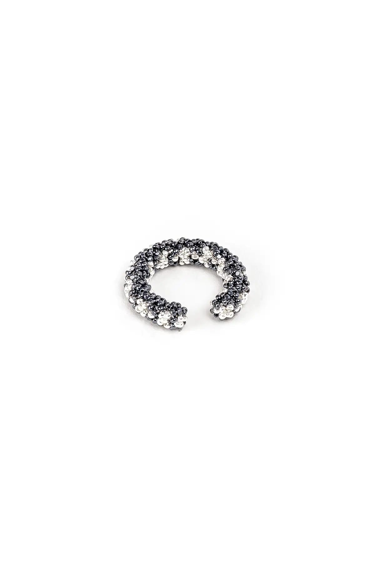 EARCUFF SENCILLO PLATA GRIS METALICO