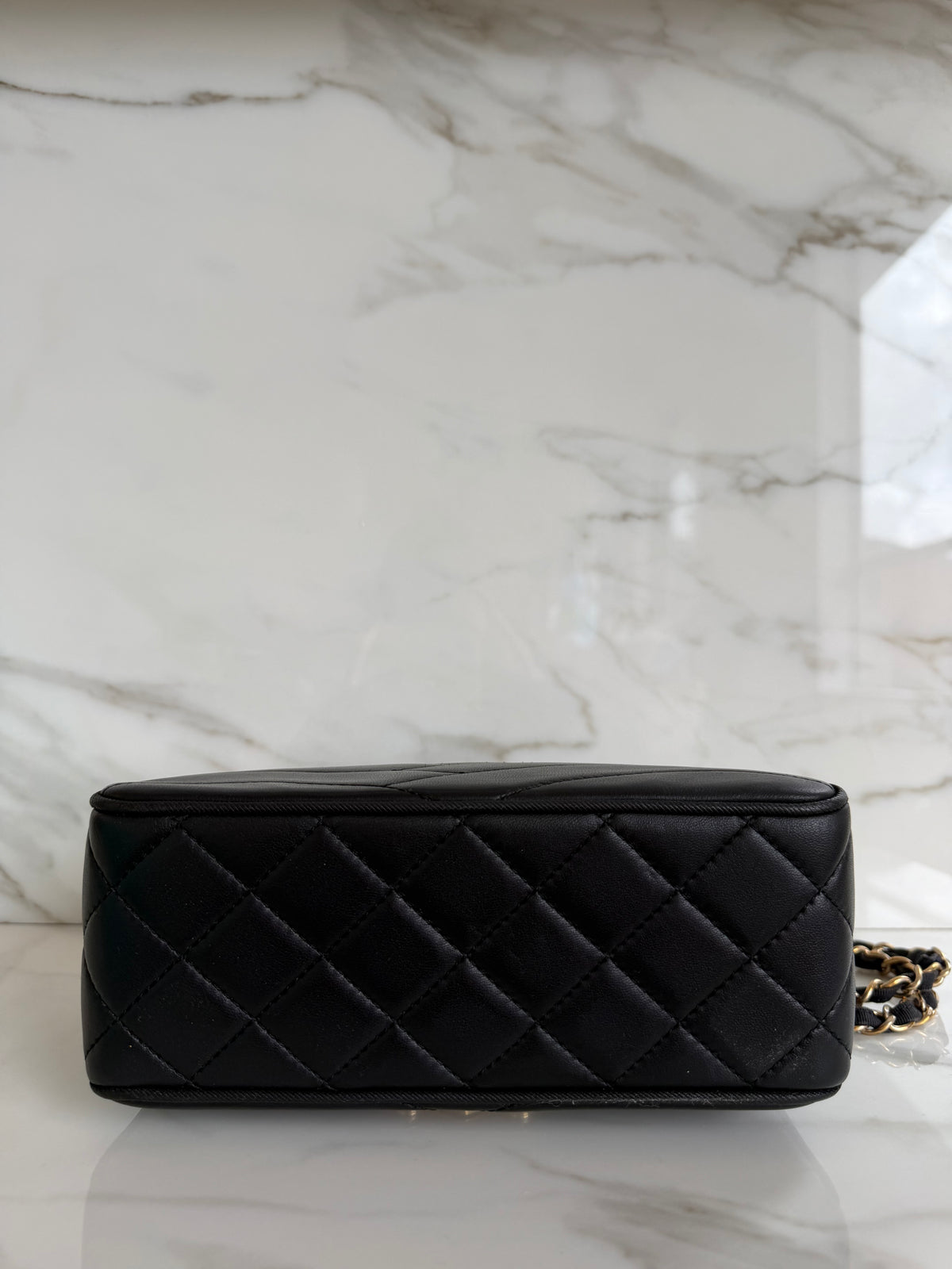 SMALL WAVE PAGODA BAG IN BLACK LAMBSKIN