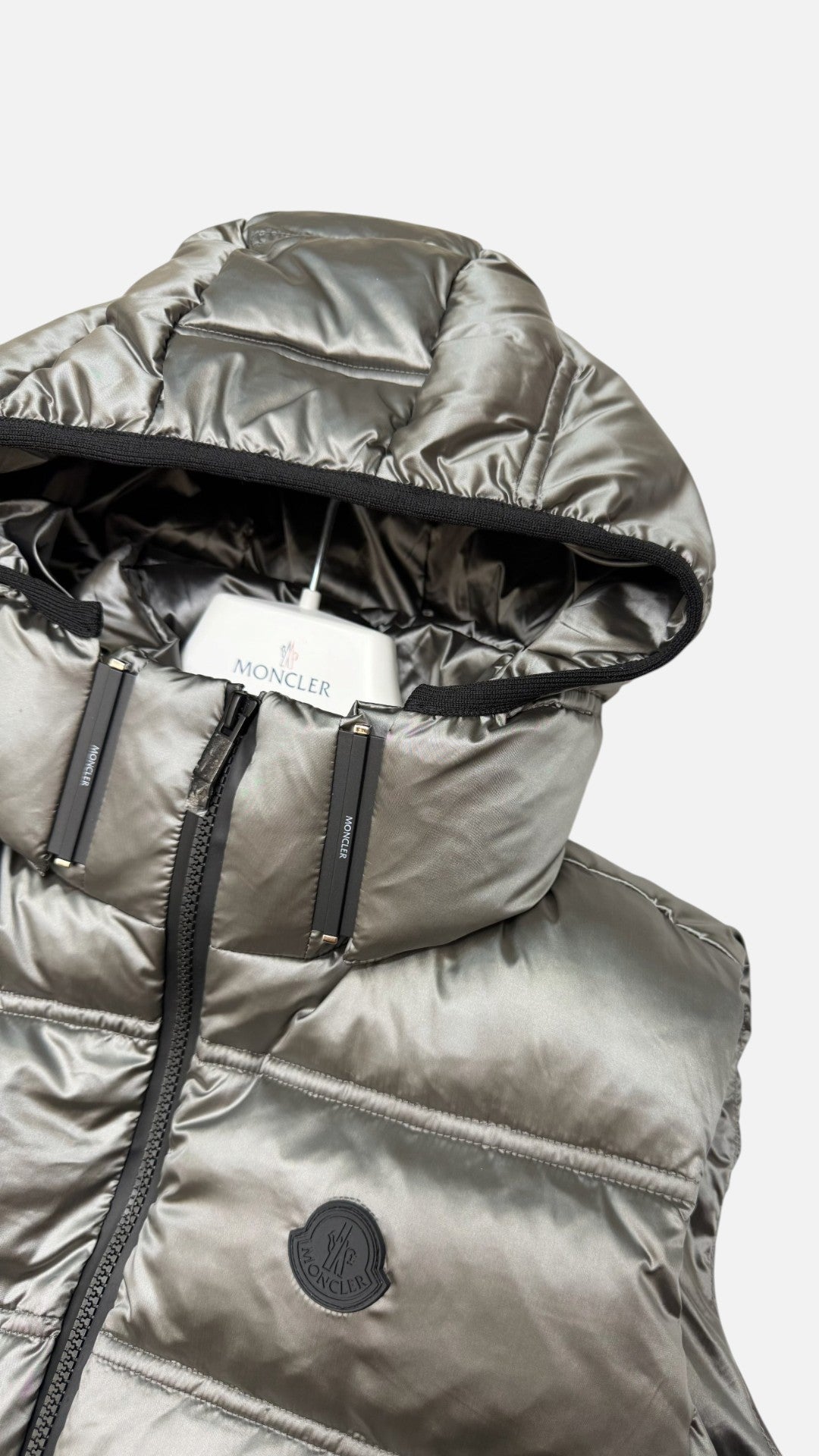 Chaleco Hoodie Ligero Moncler-S