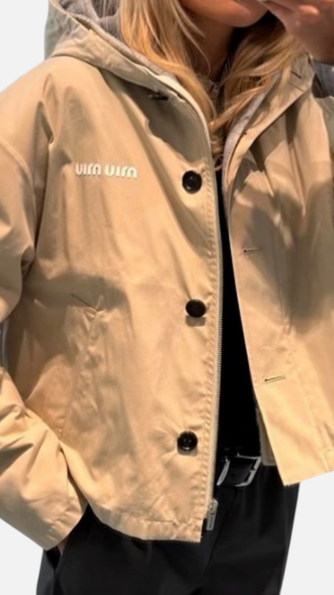 Chamarra Hoodie Ligera Miu Miu-L