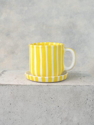 Taza de Cerámica con Rayas color Amarillo