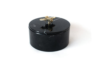 Caja abeja 15cm negro