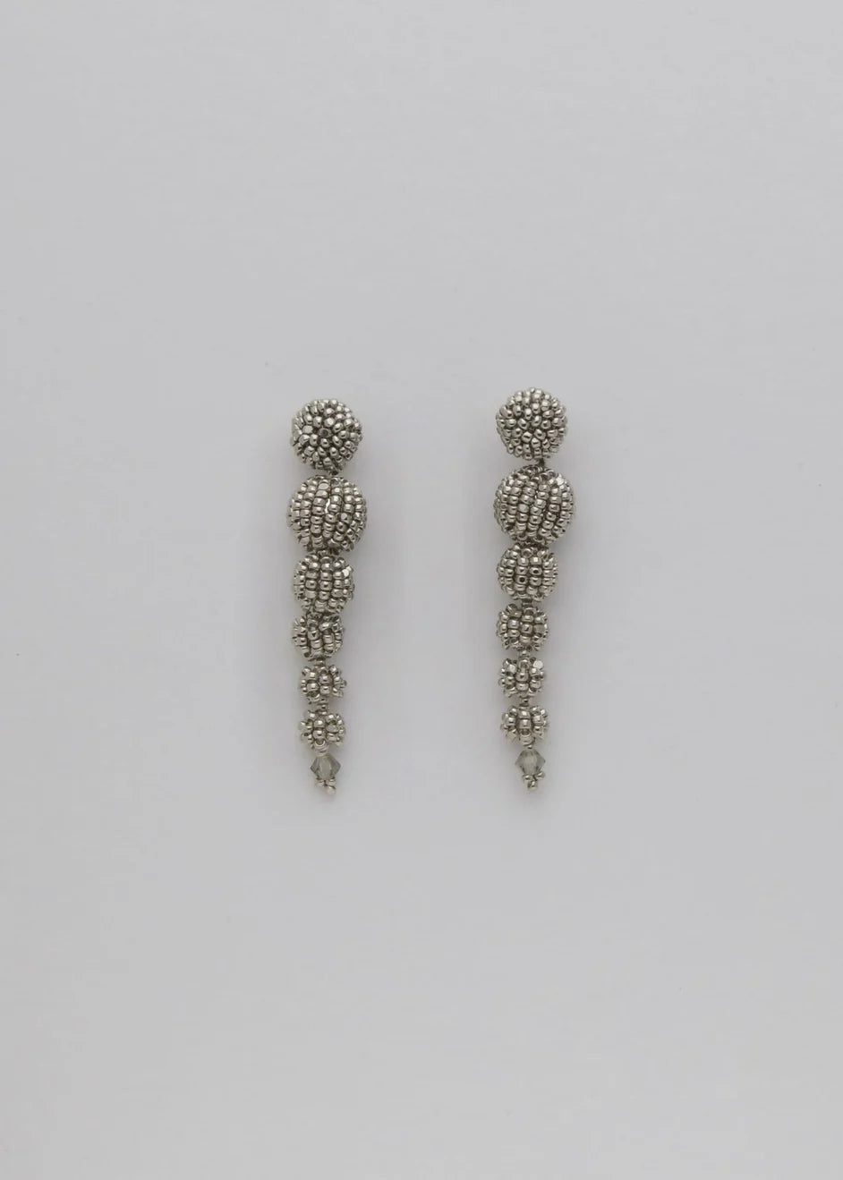 ARETES CASCABEL SERPIENTE PLATINO