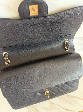 CLASSIC FLAP LARGE BLACK CAVIAR BAG