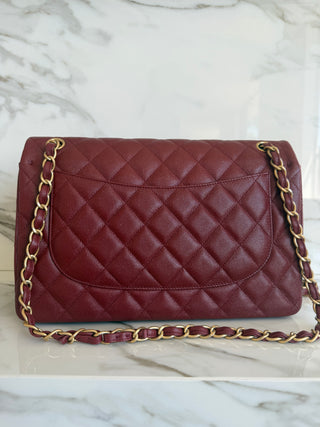CLASSIC LARGE FLAP BAG IN IRIDISCENT BURGUNDY CAVIAR