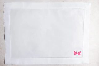 Mantel Individual de Lino con Mariposa Rosa