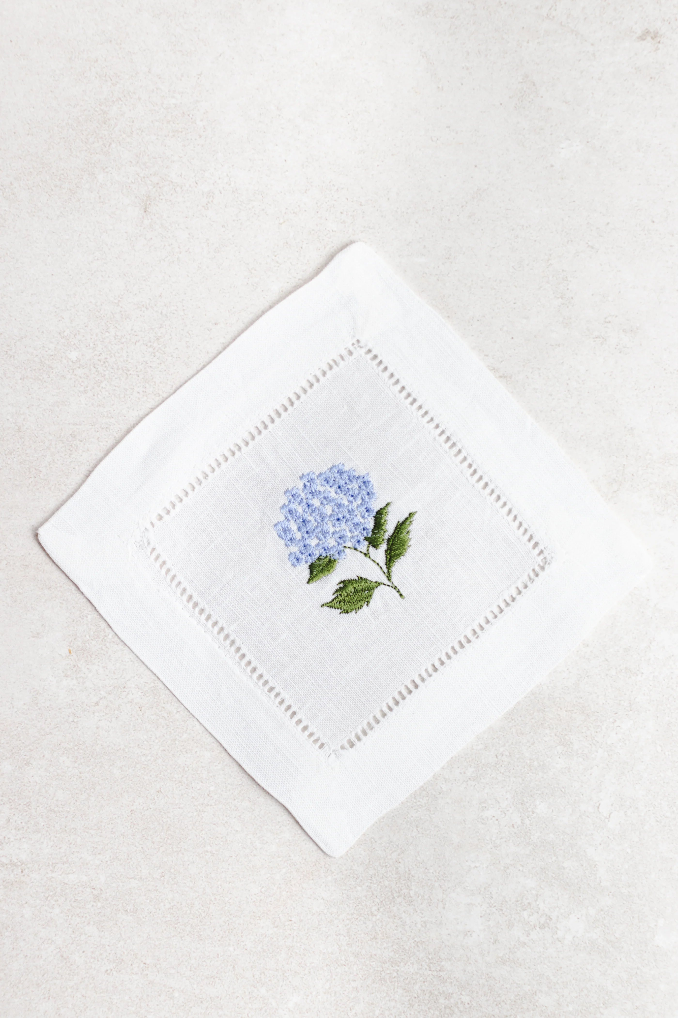 Coctelera de Lino con Hortensia
