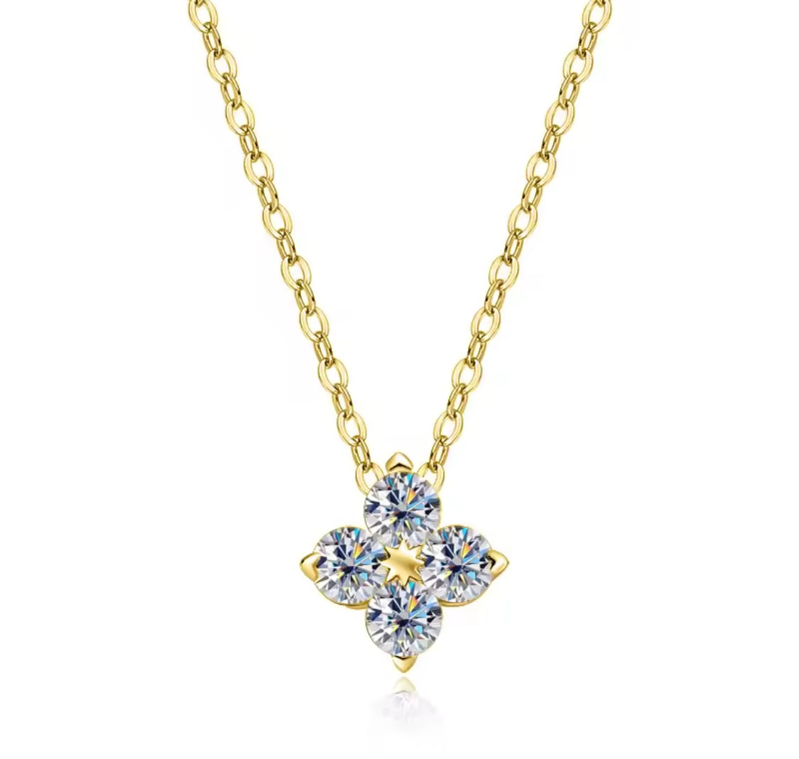 COLLAR DIJE FLOR DORADO