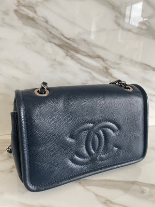 TIMELESS BLUE MEDIUM FLAP BAG