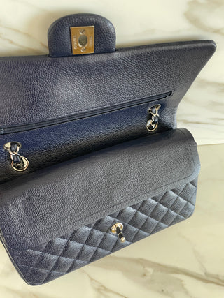 CLASSIC FLAP CAVIAR MEDIUM NAVY BAG