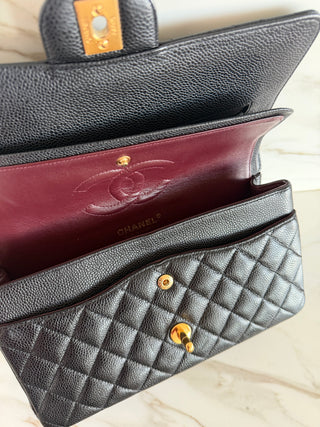 CLASSIC FLAP CAVIAR MEDIUM BLACK BAG