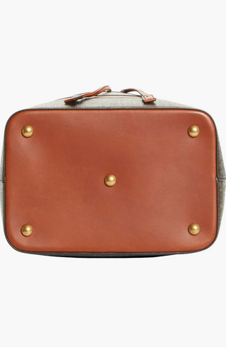 LE MONOGRAMME BUCKET BAG