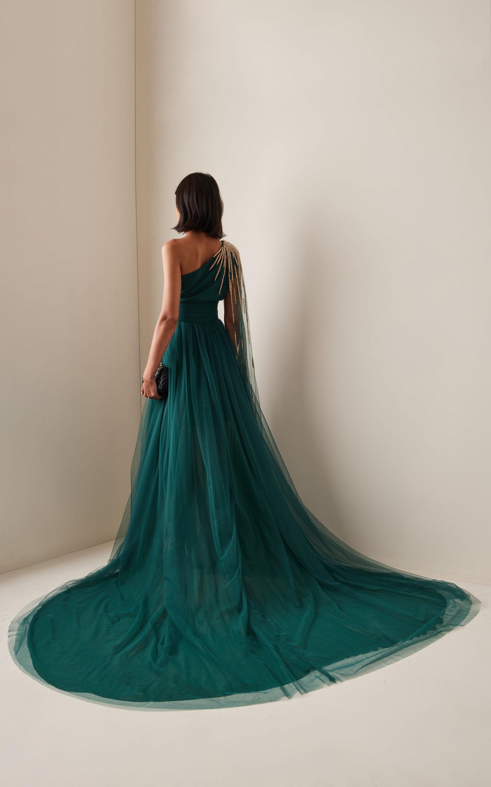 STARBUST GOWN- PAMELLA ROLAND