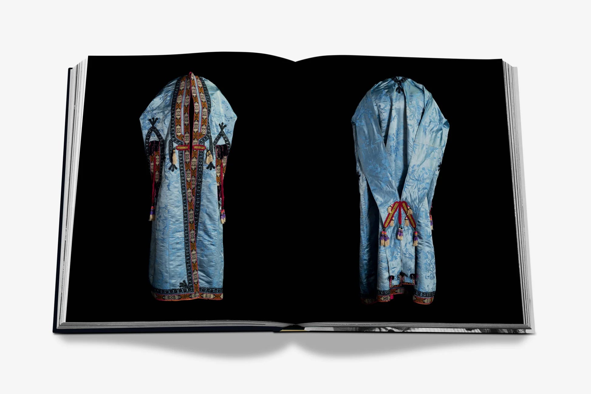 Uzbekistan Silk & Gold: The Magnificent Art of Costume