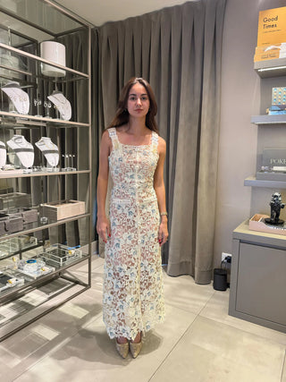 Vestido Midi Bordado