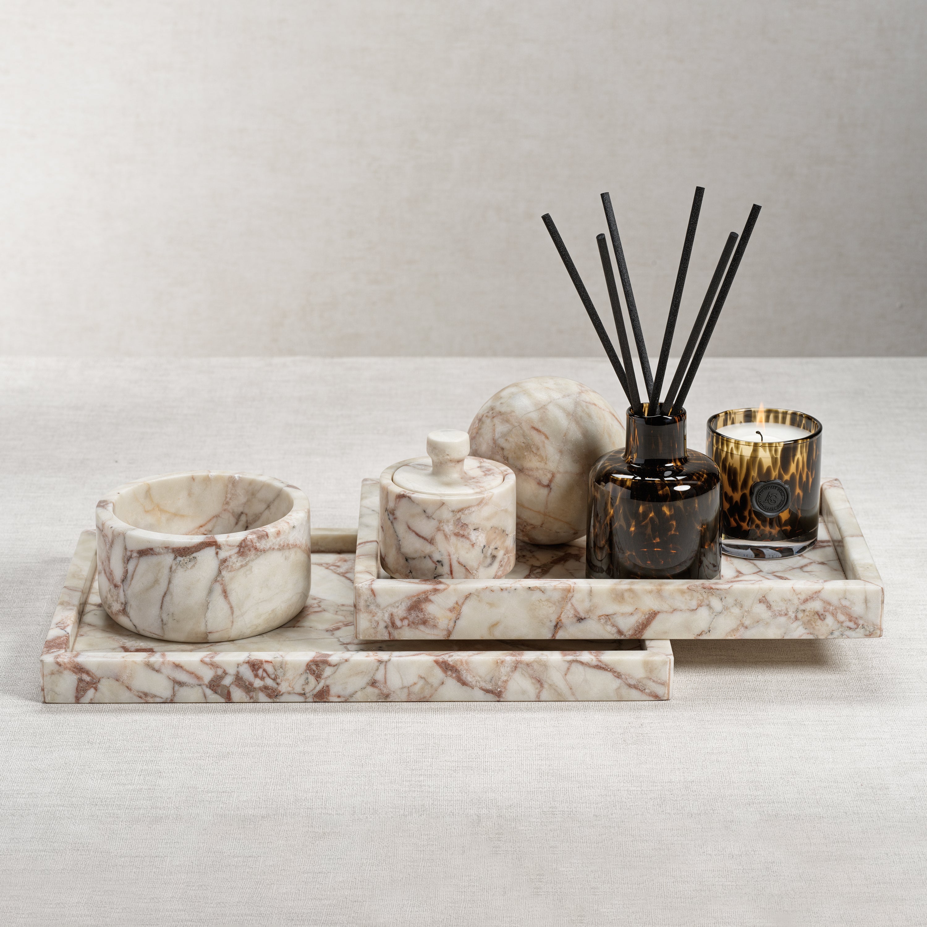 Reed Diffuser in gift Box - Cedar Leaf
