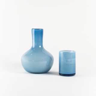 Botellon con vaso Azul Opalino