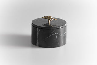 Caja escarabajo 12 cm negro